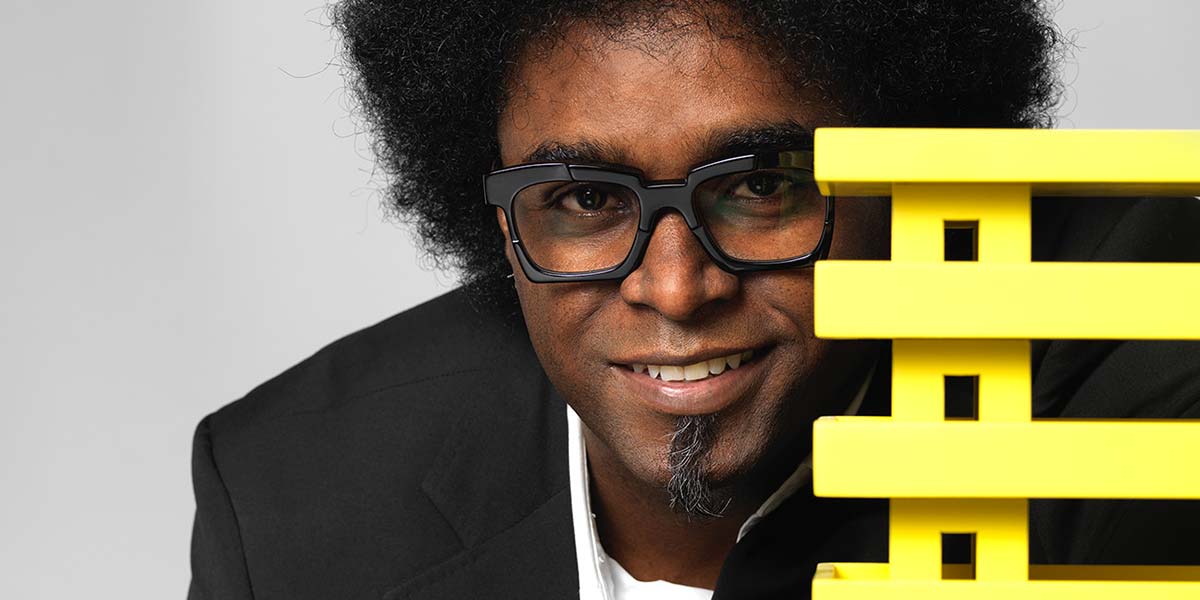 Flux Exchange Alexandre Arrechea