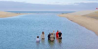 Artist Sarah Cameron Sunde performing in The Netherlands